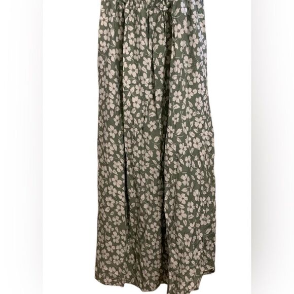Floral Green Maxi Dress - Picture 10 of 12